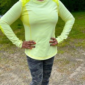 Lululemon long sleeve outdoor hiking shirt